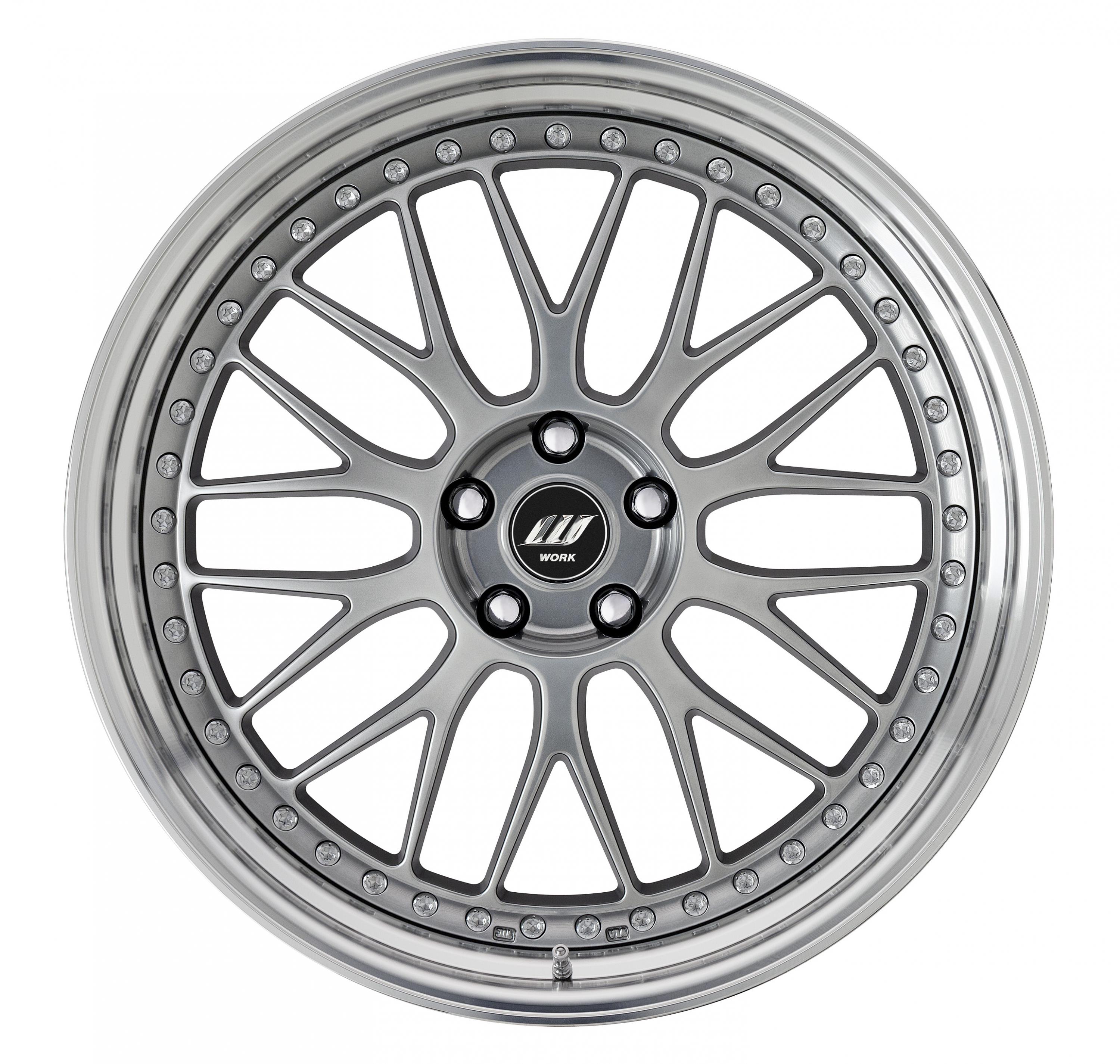 ■サイズ：21inch
■ディスク：クリスタルシルバー(標準)
■リム：STEP RIM(形状)/カットアルマイト(標準)/ブラックアルマイトインナー(カスタム)
■センターキャップ：ブラック・Wエンブレム(標準)