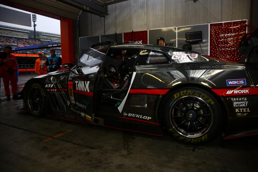 2015 AUTOBACS SUPER GT GAINER TANAX GT-R has won the annual