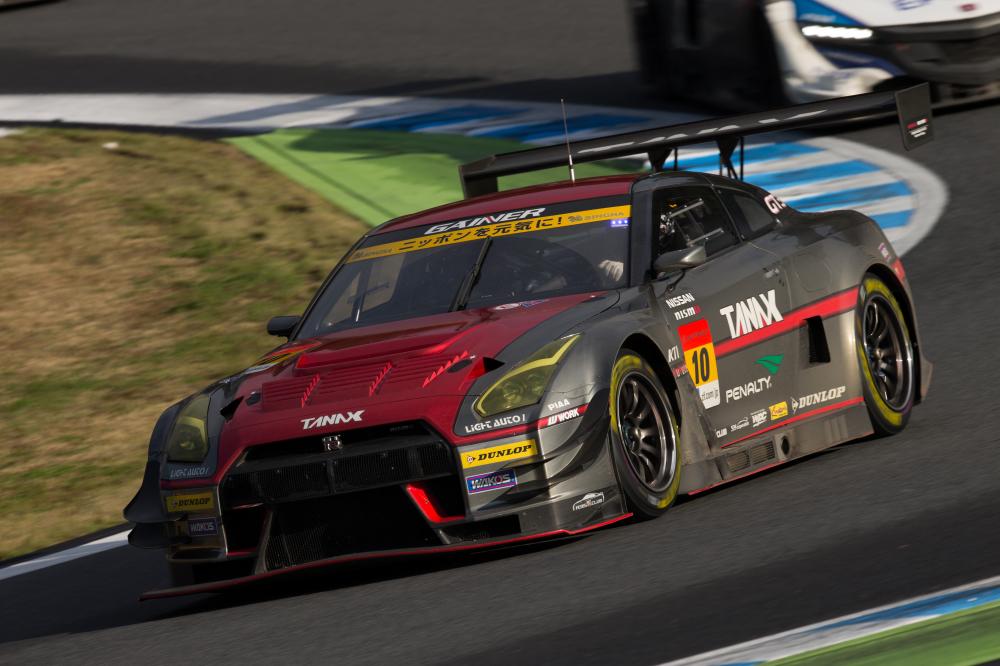 2015 AUTOBACS SUPER GT GAINER TANAX GT-R has won the annual