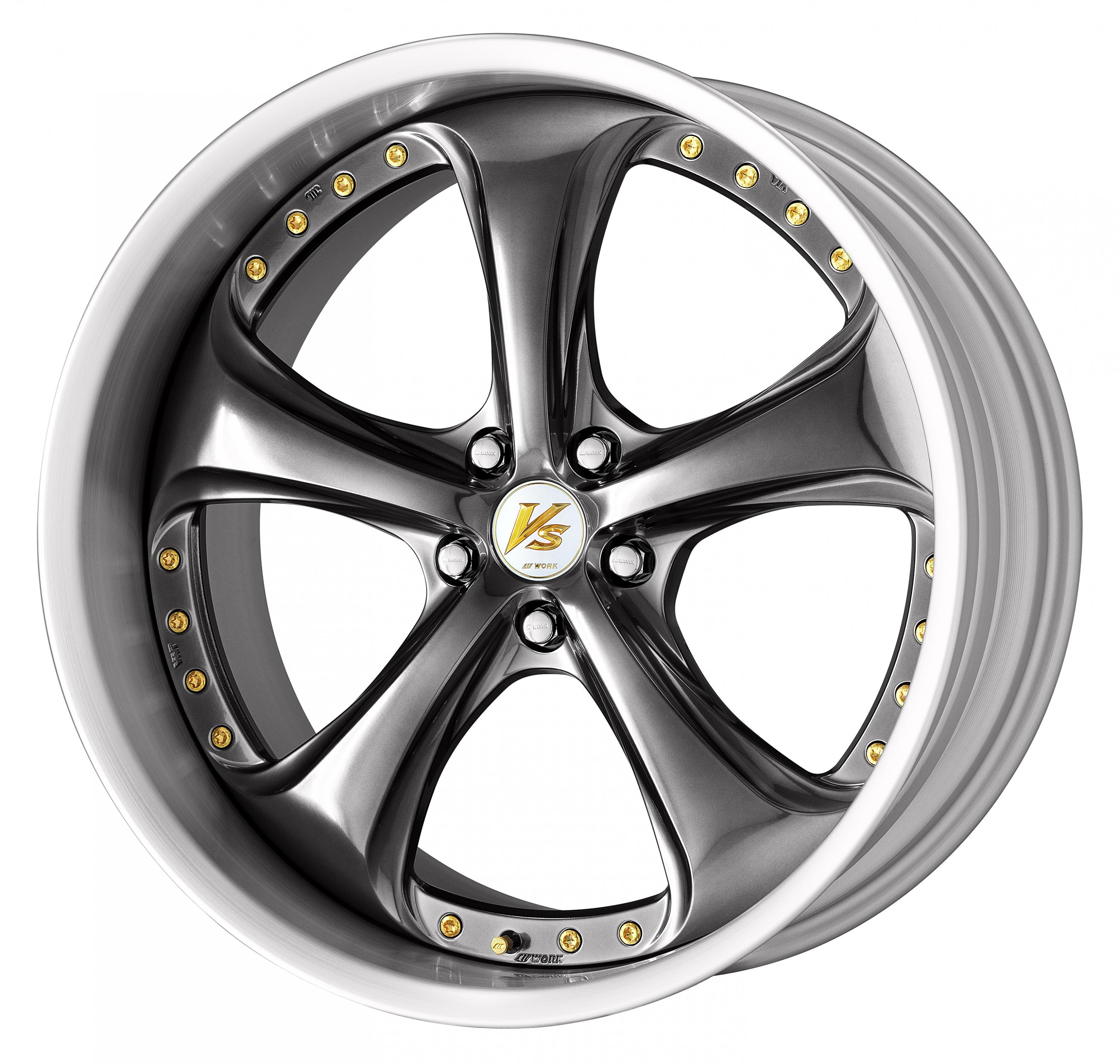 ■サイズ:21inch<br />
■ディスク:ブリリアントシルバーブラック(標準)<br />
■リム:FULL REVERSE(形状)/ブラッシュド(カスタム)<br />
■センターキャップ:シルバー(標準)<br />
■ピアスボルト:ゴールドピアスボルト(カスタム)<br />
■エアバルブ:ゴールドエアバルブ(カスタム)