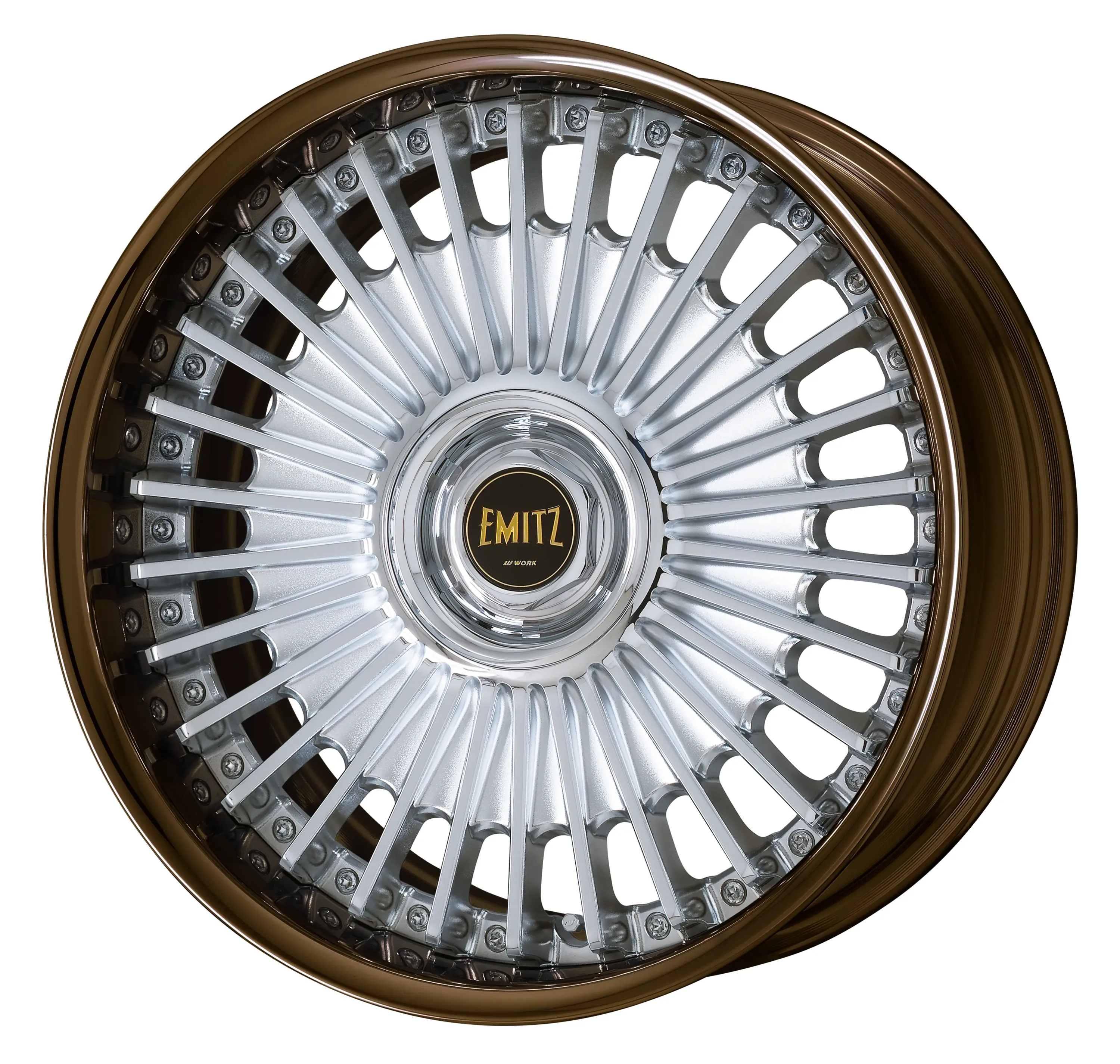 ■サイズ:20inch<br />
■ディスク:クロームメッキ(標準)<br />
■リム:FULL REVERSE(形状)/ブロンズアルマイト(カスタム)<br />
■センターカバー:標準