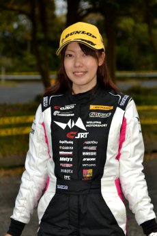 板倉 麻美