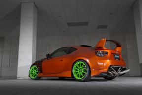 WORKEMOTION ZR10 / Energy Lime Green (ELG)